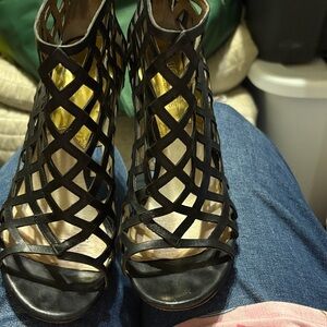 Black Lattice Peep-Toe Heels - Unbranded